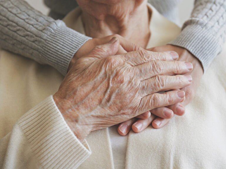 la sophrologie pour seniors en ephad